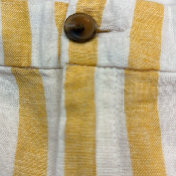 Old Navy Everyday Yellow/White Striped Linen Blend Shorts Size 8 NWT & Size 14 - Picture 10 of 11